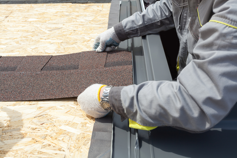 The Risks of Delaying Roof Replacement Services